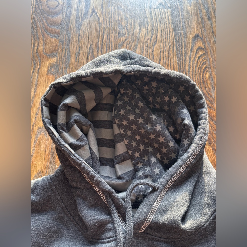 Men’s JEEP shield USA hoodie from JedCo - Picture 5 of 12